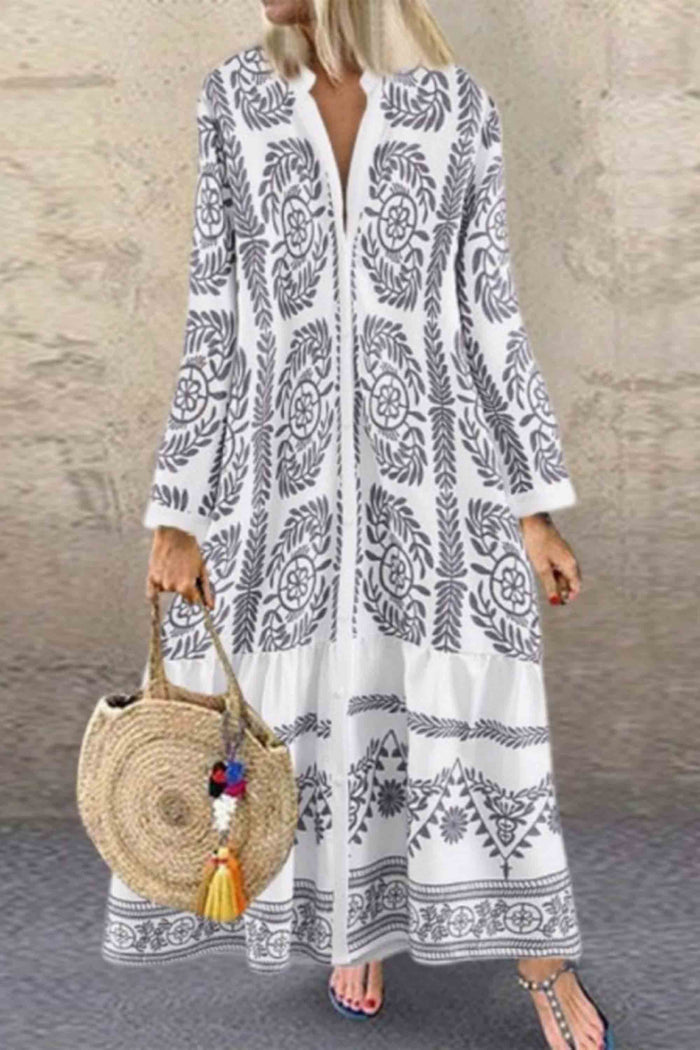 CM | Vestido largo con cuello alto y estampado callejero