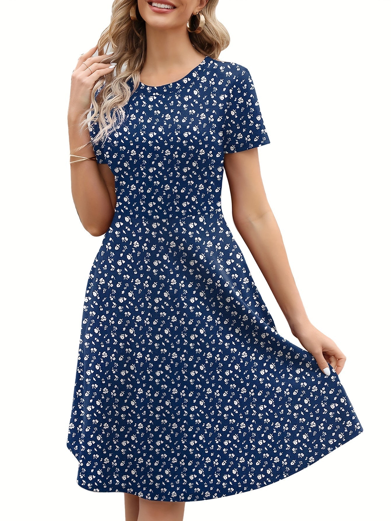 CM | Vestido de invierno relajado y atemporal