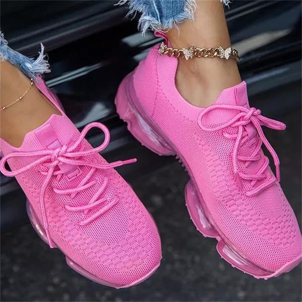 CM | Zapatillas casual con suela y cordones transparentes
