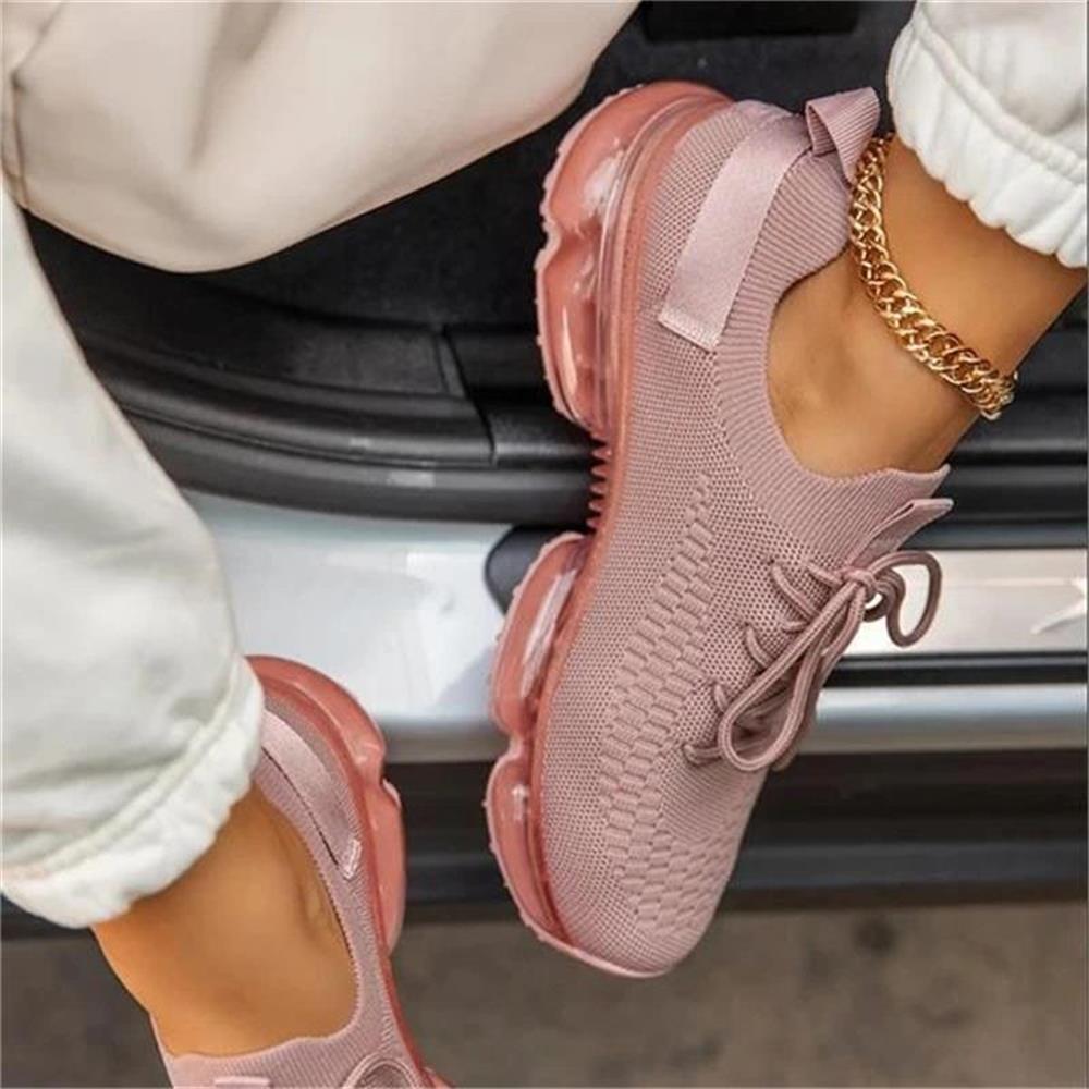 CM | Zapatillas casual con suela y cordones transparentes