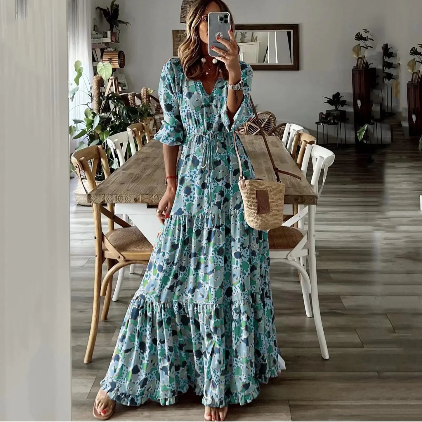 CM | 2024 verano nuevas mujeres europeas y americanas ropa temperamento vacaciones v-cuello impreso gran swing vestido largo
