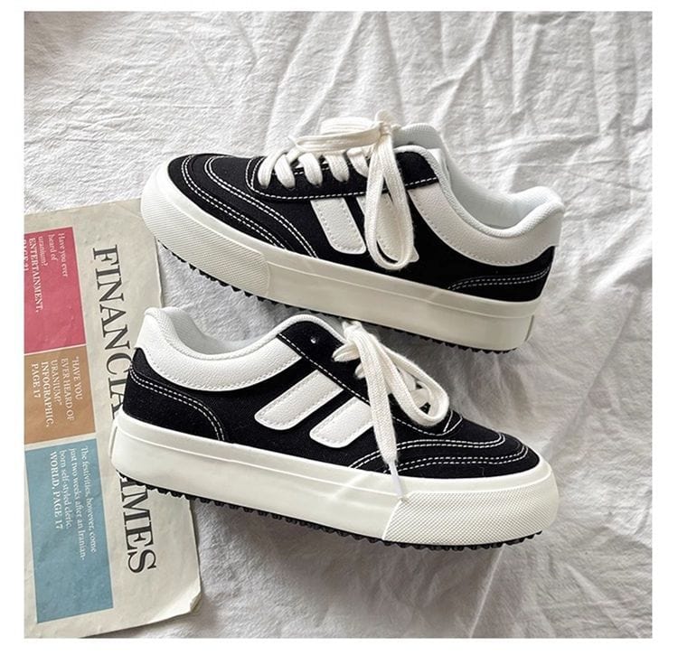 CM | Zapatillas de lona con suela gruesa 2024