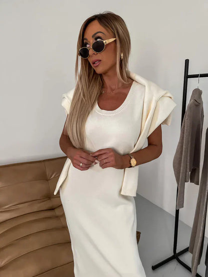 CM | Vestido con jersey de cuello alto a juego