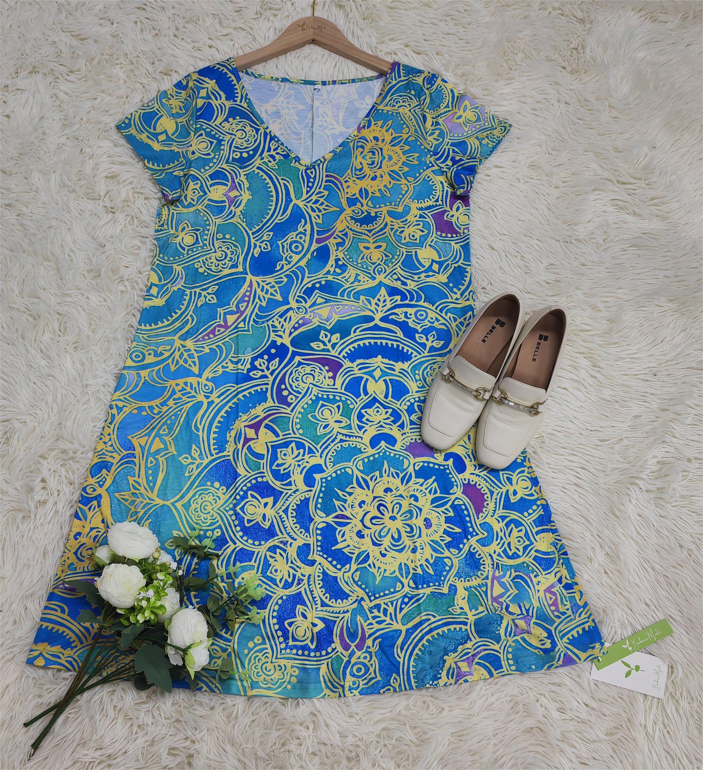 CM | Minivestido azul océano hasta la rodilla con estampado de mandala y manga corta