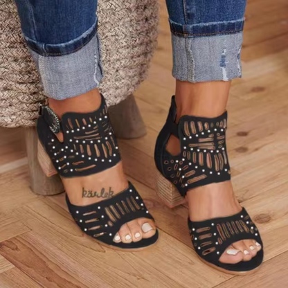CM | Sandalias con tacón y vainica