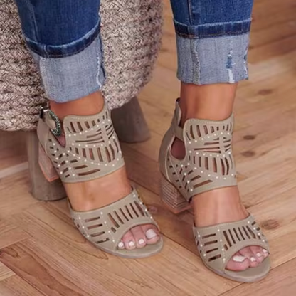 CM | Sandalias con tacón y vainica