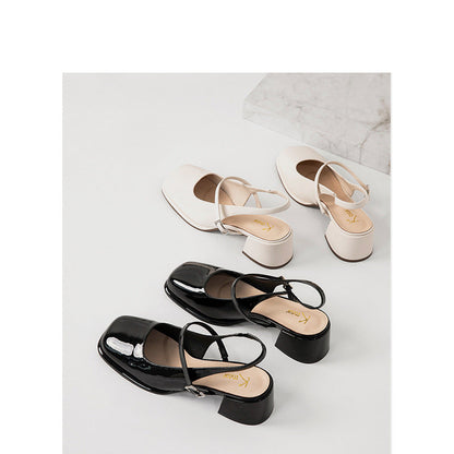 CM | Tacones de imitación de cuero de las señoras de la hebilla del bloque