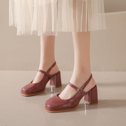 CM | Zapatos con tacón grueso y correa ajustable