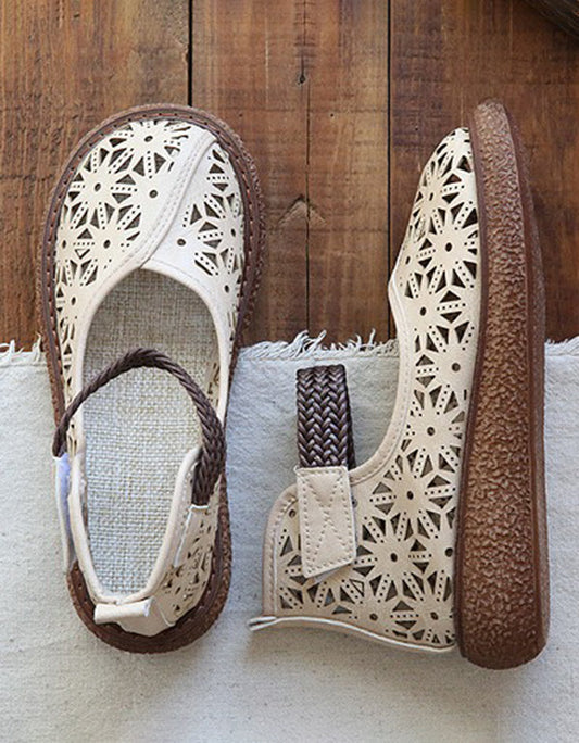 CM | Zapatillas con recorte floral