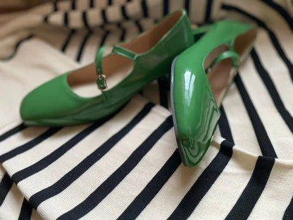 CM | Zapatos con tacón de bloque brillante