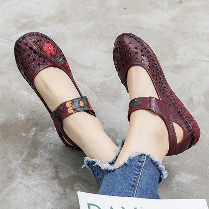 CM | Zapatillas con corte floral
