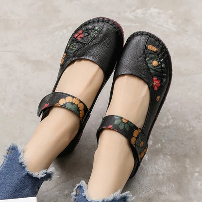 CM | Zapatillas con corte floral