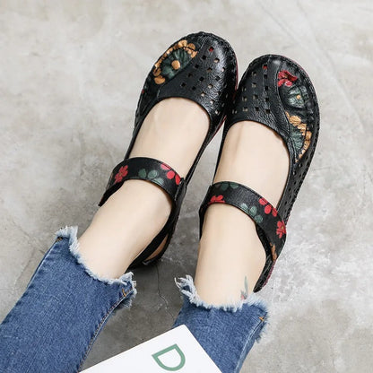 CM | Zapatillas con corte floral