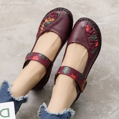CM | Zapatillas con corte floral