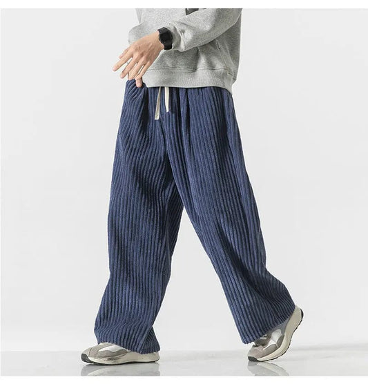 CM | Pantalones de pana oversize a la moda