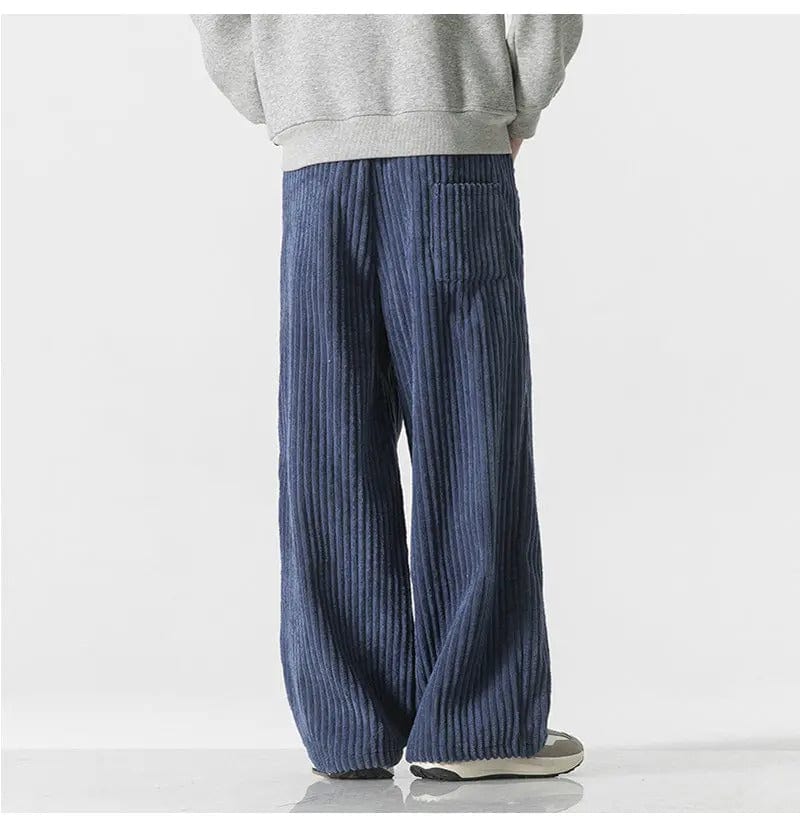 CM | Pantalones de pana oversize a la moda