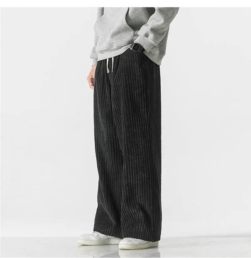 CM | Pantalones de pana oversize a la moda