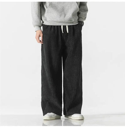 CM | Pantalones de pana oversize a la moda