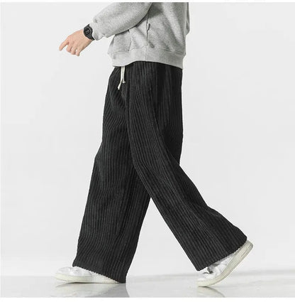 CM | Pantalones de pana oversize a la moda