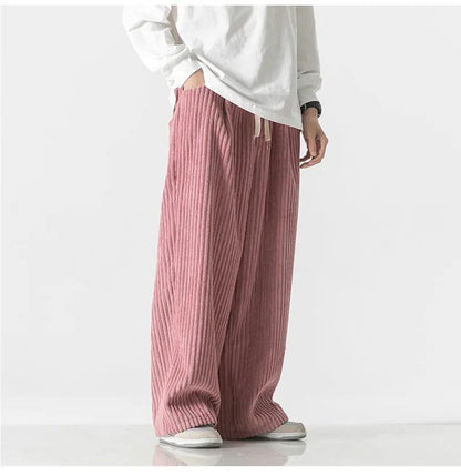 CM | Pantalones de pana oversize a la moda